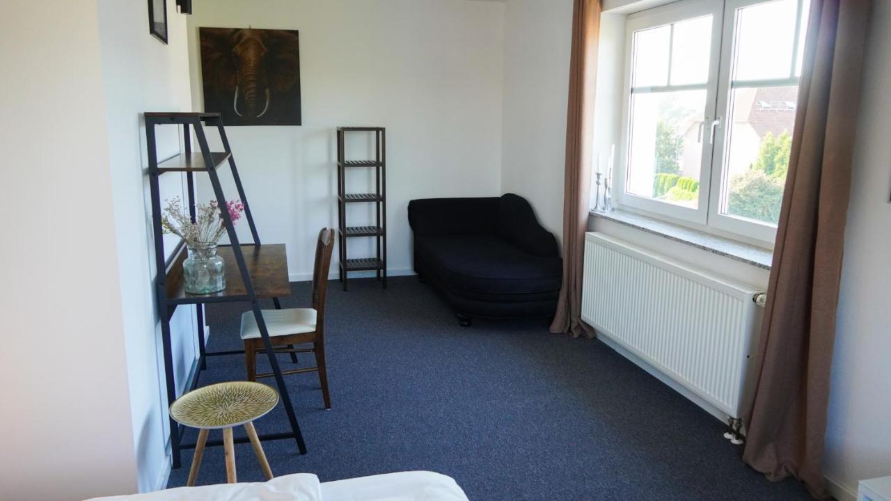 Moderne Stadtwohnung In Zentrumsnaher Lage Paderborn Esterno foto